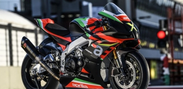 Aprilia rsv4 x phiên bản kỷ niệm 10 năm chỉ có 10 chiếc giá khoảng 1 tỷ đồng