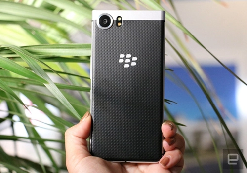 Blackberry mercury chính thức trình làng