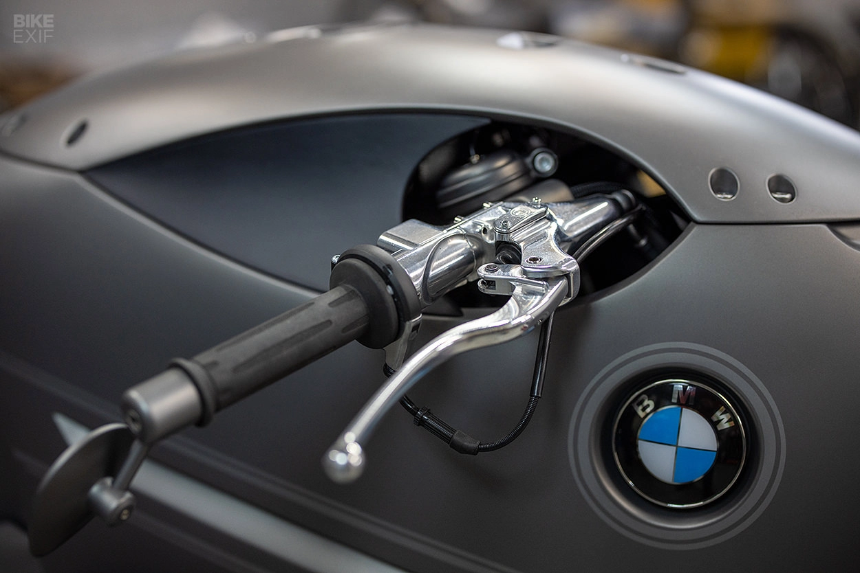 Bmw r nine t độ phong cách máy bay chiến đấu của zillers garage