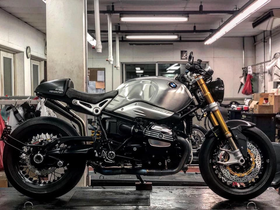 Bmw rninet độ hết sức hấp dẫn với dàn chân vạm vỡ