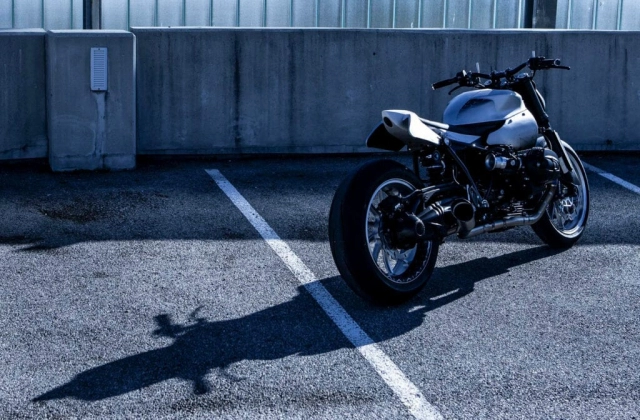 Bmw rninet độ vượt xa tưởng tượng theo nguyên tắc của ortolani customs