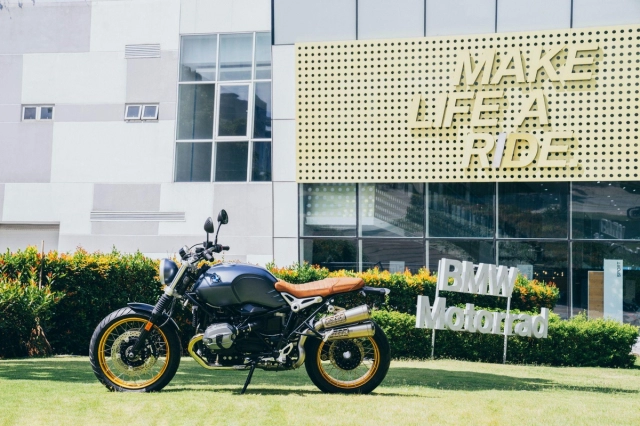 Bmw rninet scrambler tại việt nam nổi bật với hệ bánh căm vàng