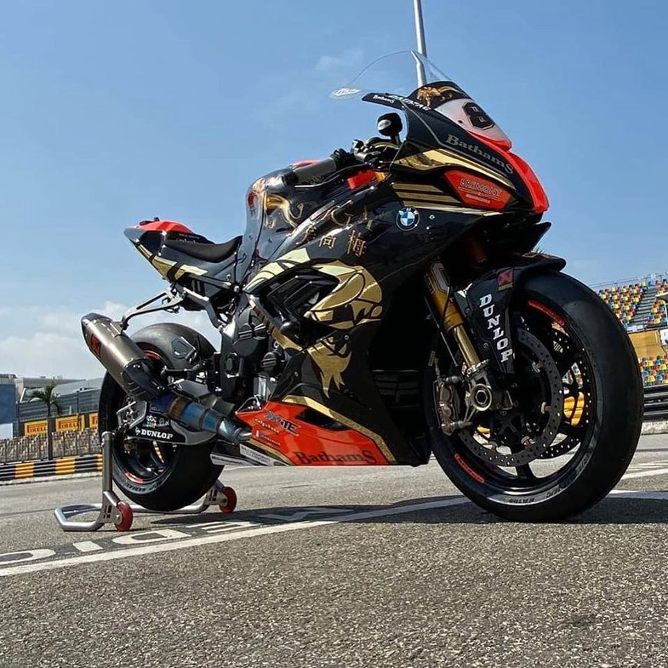 Bmw s1000rr 2019 lột xác không tưởng với diện mạo đường đua