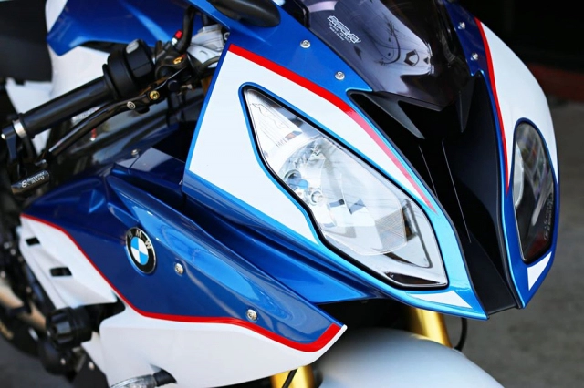 Bmw s1000rr độ chất chơi với dàn trang bị hiệu năng cao