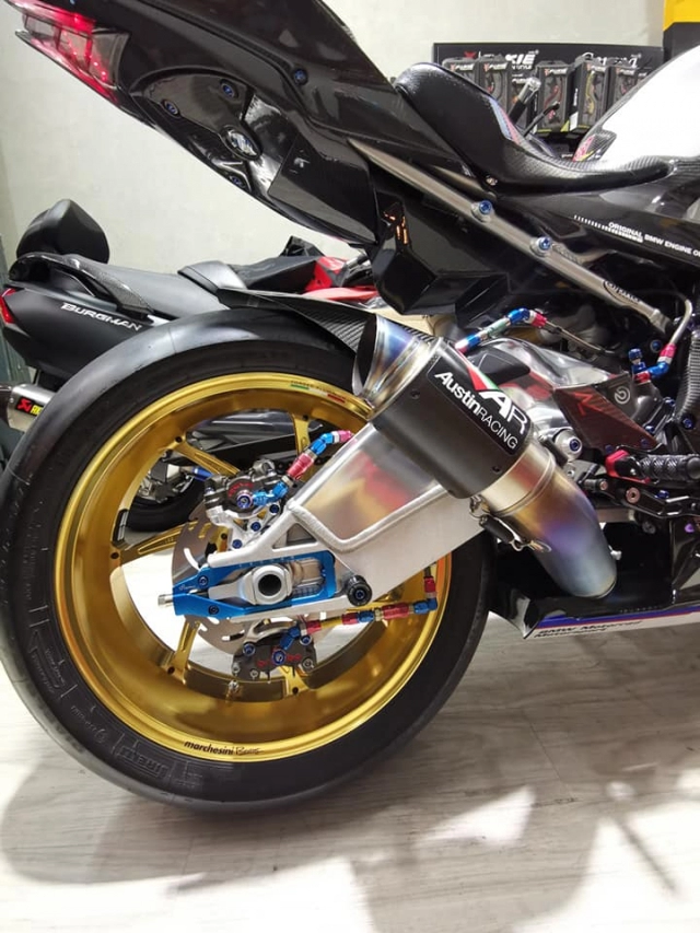 Bmw s1000rr độ hệ thống 2 phanh đĩa bánh sau độc nhất vô nhị