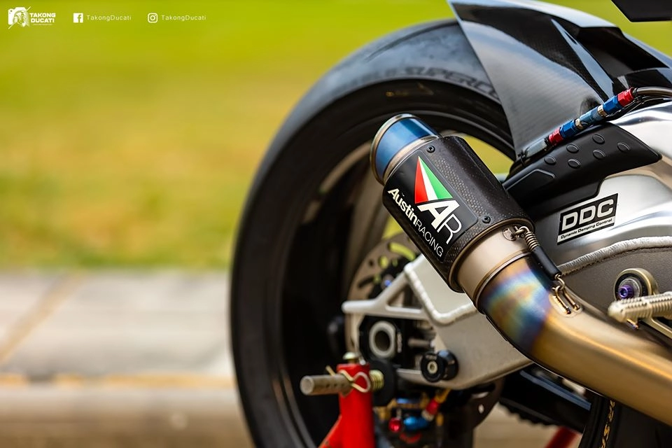 Bmw s1000rr độ ngoại hình cực chất đến từ thái lan