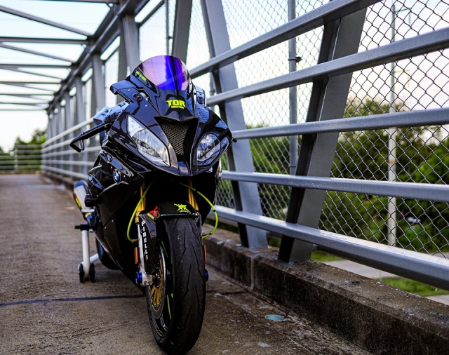 Bmw s1000rr độ - siêu phẩm cá mập đường phố full option