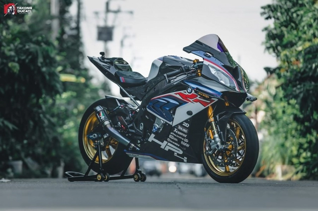 Bmw s1000rr đón xuân với bộ cánh gió độc đáo