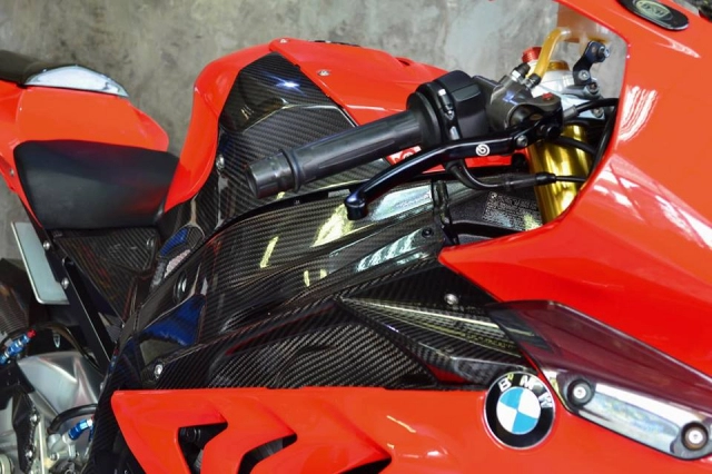 Bmw s1000rr khủng bố người xem với nâng cấp tuyệt đối