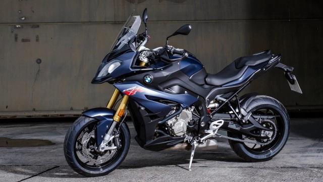 Bmw s1000xr mới được tiết lộ nhẹ hơn mạnh hơn nhưng không có shiftcam