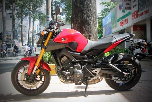  bộ đôi yamaha fz07 - fz09 2015 đầu tiên tại việt nam 