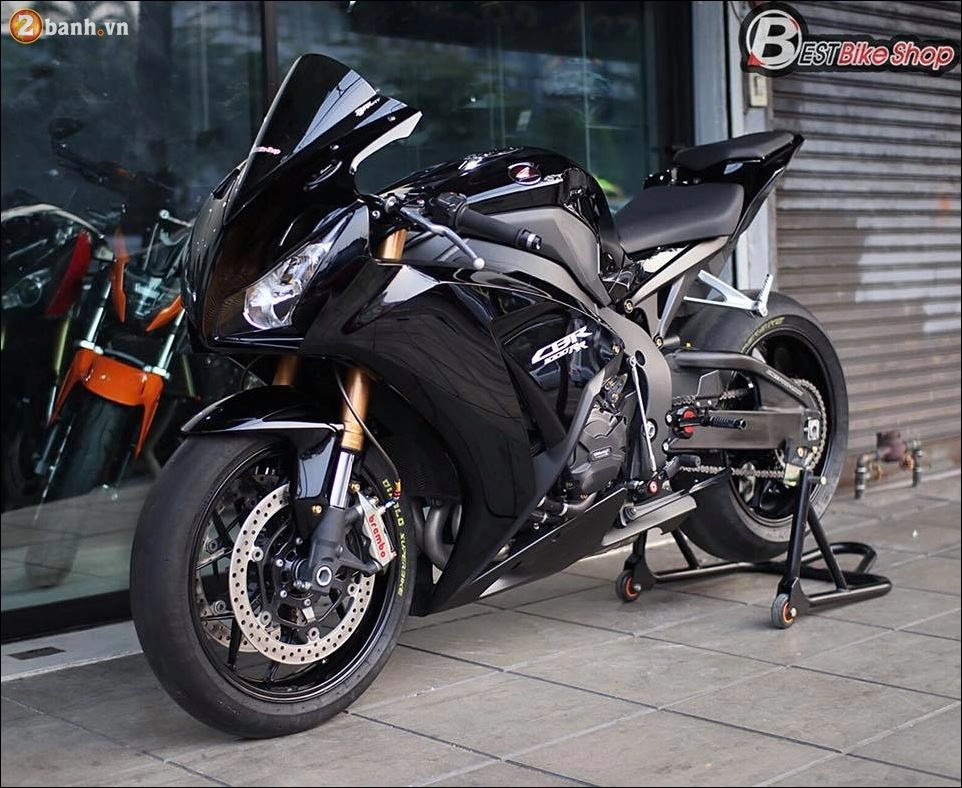 Bò mộng cbr1000rr cực chất qua version full black