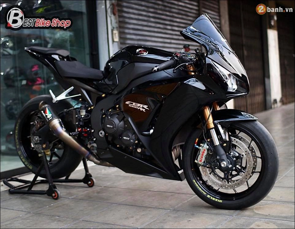 Bò mộng cbr1000rr cực chất qua version full black