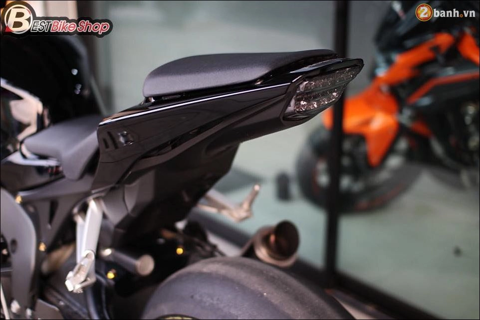 Bò mộng cbr1000rr cực chất qua version full black