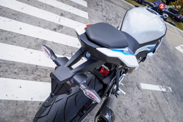 Cận cảnh bmw s1000r 2021 vừa chính thức ra mắt thị trường việt