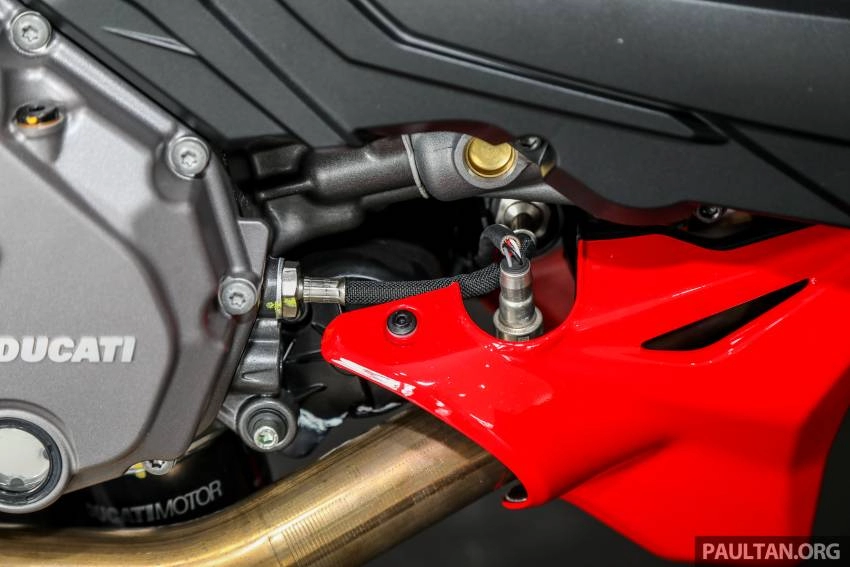 Cận cảnh ducati monster 2022 vừa ra mắt tại đông nam á