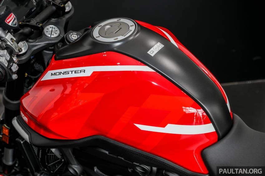 Cận cảnh ducati monster 2022 vừa ra mắt tại đông nam á