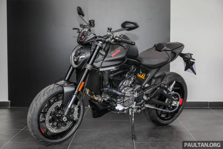 Cận cảnh ducati monster 2022 vừa ra mắt tại đông nam á