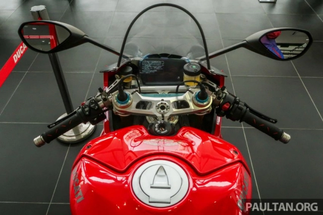 Cận cảnh ducati panigale v4 25th anniversary 916 - một chiếc duy nhất tại malaysia