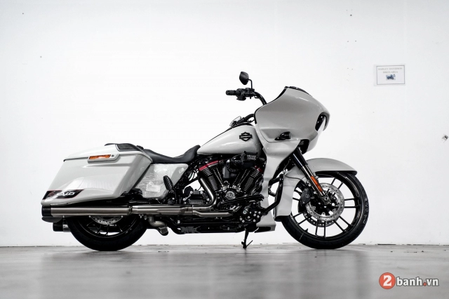 Cận cảnh harley-davidson cvo road glide 2020 giá hơn 2 tỷ tại vn