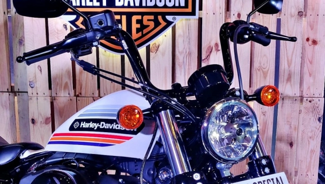 Cận cảnh harley-davidson forty-eight special 