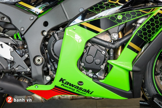 Cận cảnh kawasaki ninja zx-10r 2020 vừa về việt nam