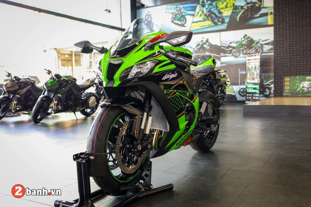 Cận cảnh kawasaki ninja zx-10r 2020 vừa về việt nam