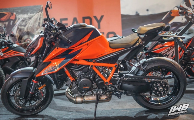 Cận cảnh ktm 1290 super duke r 2021