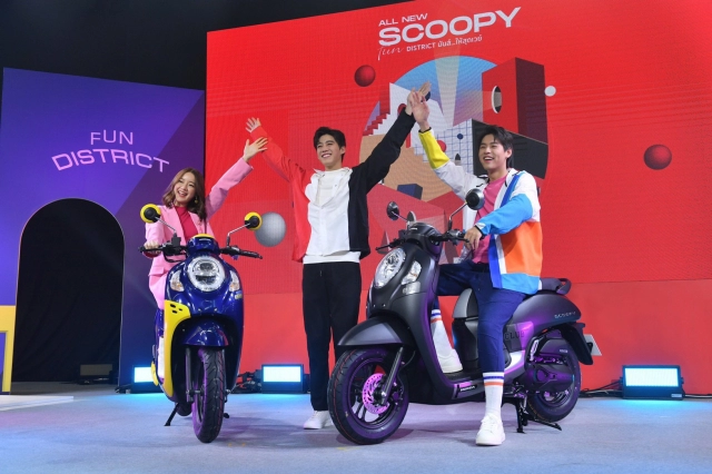 Cận cảnh scoopy 2021 - một chiếc xe ga hấp dẫn đến không ngờ