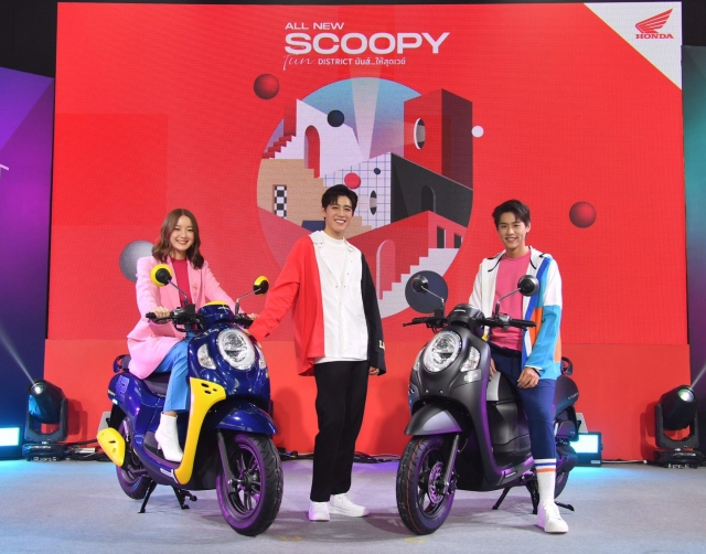 Cận cảnh scoopy 2021 - một chiếc xe ga hấp dẫn đến không ngờ