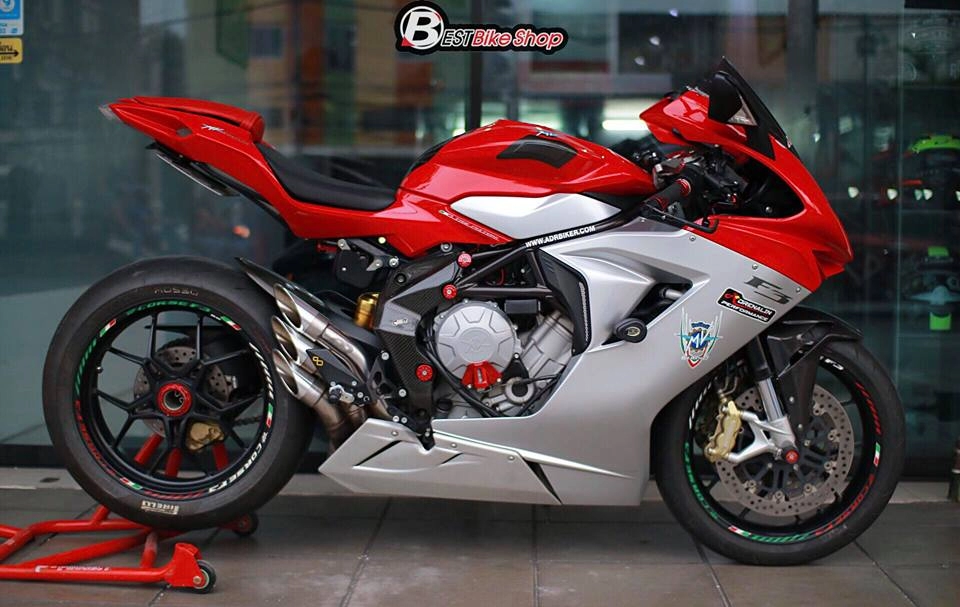 Cận cảnh siêu mô tô ý mv agusta f3 675 nâng cấp nhẹ nhàng đầy sức hút