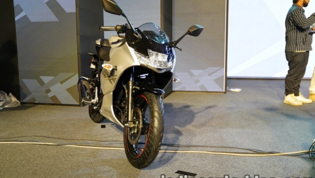 Cận cảnh suzuki gixxer 155 sf 2019 đàn em của gixxer 250 sf có giá từ 36 triệu vnd