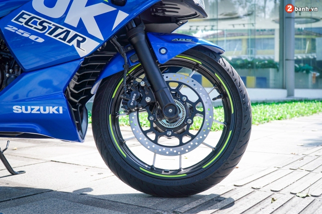 Cận cảnh suzuki gixxer sf250 vừa ra mắt tại việt nam