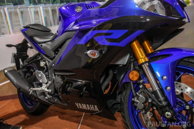 Cận cảnh yamaha r25 2019 vừa chính thức ra mắt tại malaysia