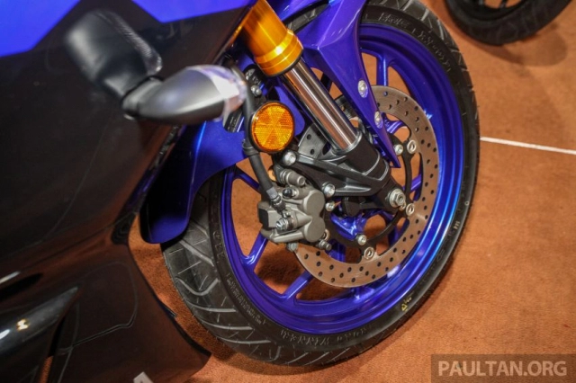 Cận cảnh yamaha r25 2019 vừa chính thức ra mắt tại malaysia