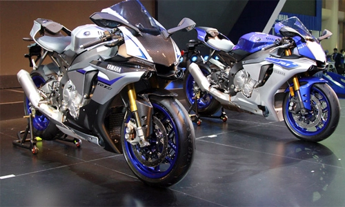  cặp yamaha r1 và r1m 2015 tại bangkok motor show 2015 