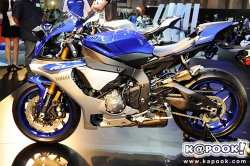  cặp yamaha r1 và r1m 2015 tại bangkok motor show 2015 