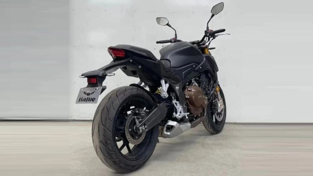 Cb650r và cbr650r của honda liên tục bị đạo nhái từ trung quốc