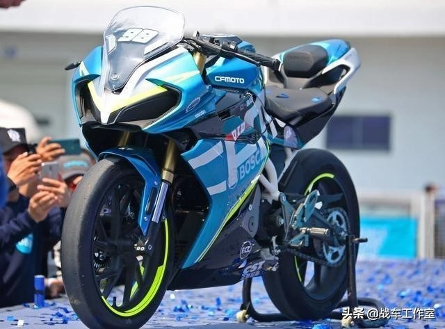 Cf moto 250sr sẽ được ra mắt vào cuối năm 2019