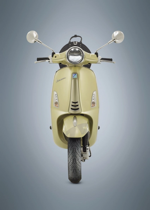 Chi tiết vespa primavera 2021 phiên bản kỷ niệm trị giá gần 130 triệu đồng