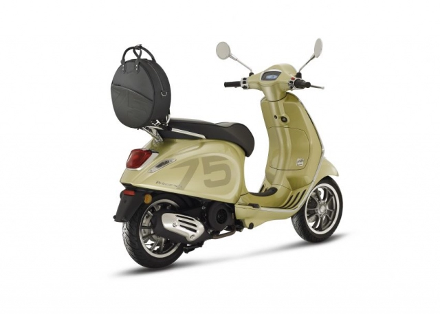 Chi tiết vespa primavera 2021 phiên bản kỷ niệm trị giá gần 130 triệu đồng