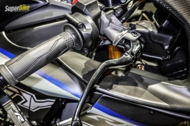 Chiêm ngưỡng yamaha r1 gytr 2020 với diện mạo chất đến khó tả