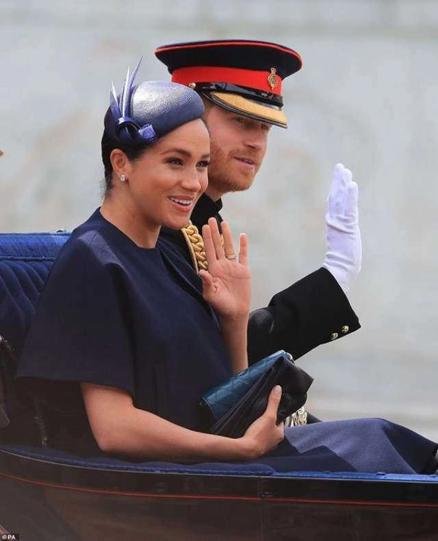 Chọn trang phục đối lập hoàn toàn meghan markle và chị dâu kate ai đẹp hơn ai