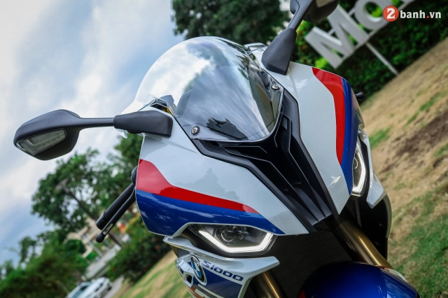 Chọn yamaha r1m hay s1000rr m-performance trong tầm giá 1 tỷ đồng