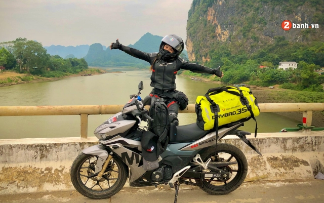 Cô gái xuyên việt hơn 4000km cùng honda winner x