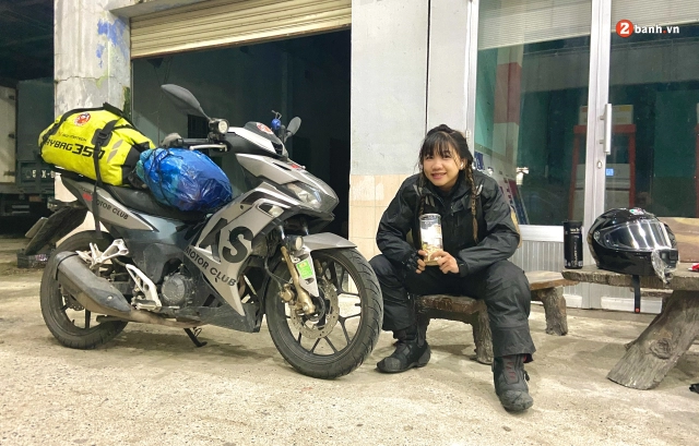 Cô gái xuyên việt hơn 4000km cùng honda winner x