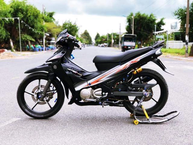 Cùng ngắm lại chiếc yamaha yr125 huyền thọai của dân chơi việt