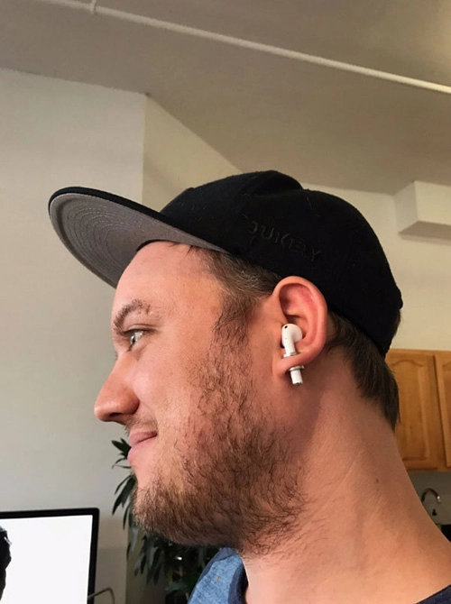 Đã tìm ra cách giữ tai nghe airpods không bị rơi