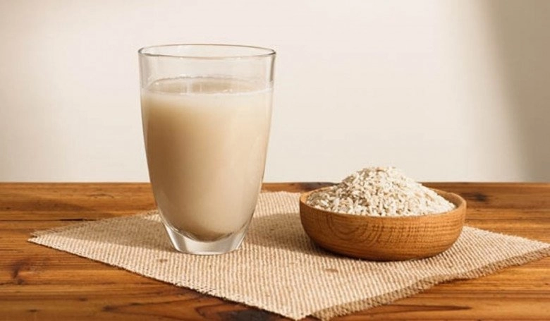 Da trắng sáng đều màu không khó nhờ những cách làm trắng da bằng nước vo gạo siêu hiệu quả