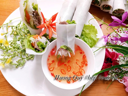 Đãi cả nhà phở cuốn bún thịt bò vừa ngon lại dễ ăn